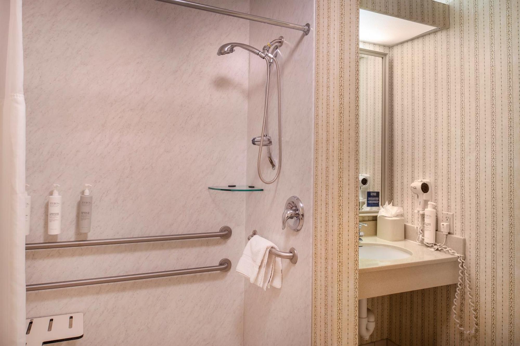 Hilton Garden St. Louis/chesterfield 3*